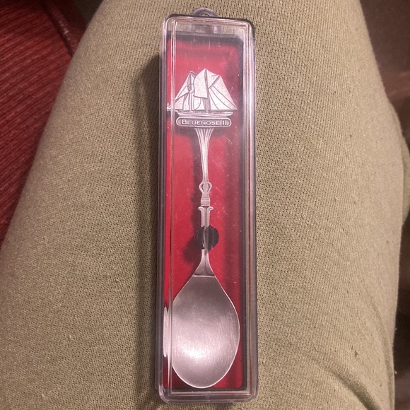Pegasus Pewter Made in Canada Collectible Spoon “Bluenose II” - Picture 5 of 5